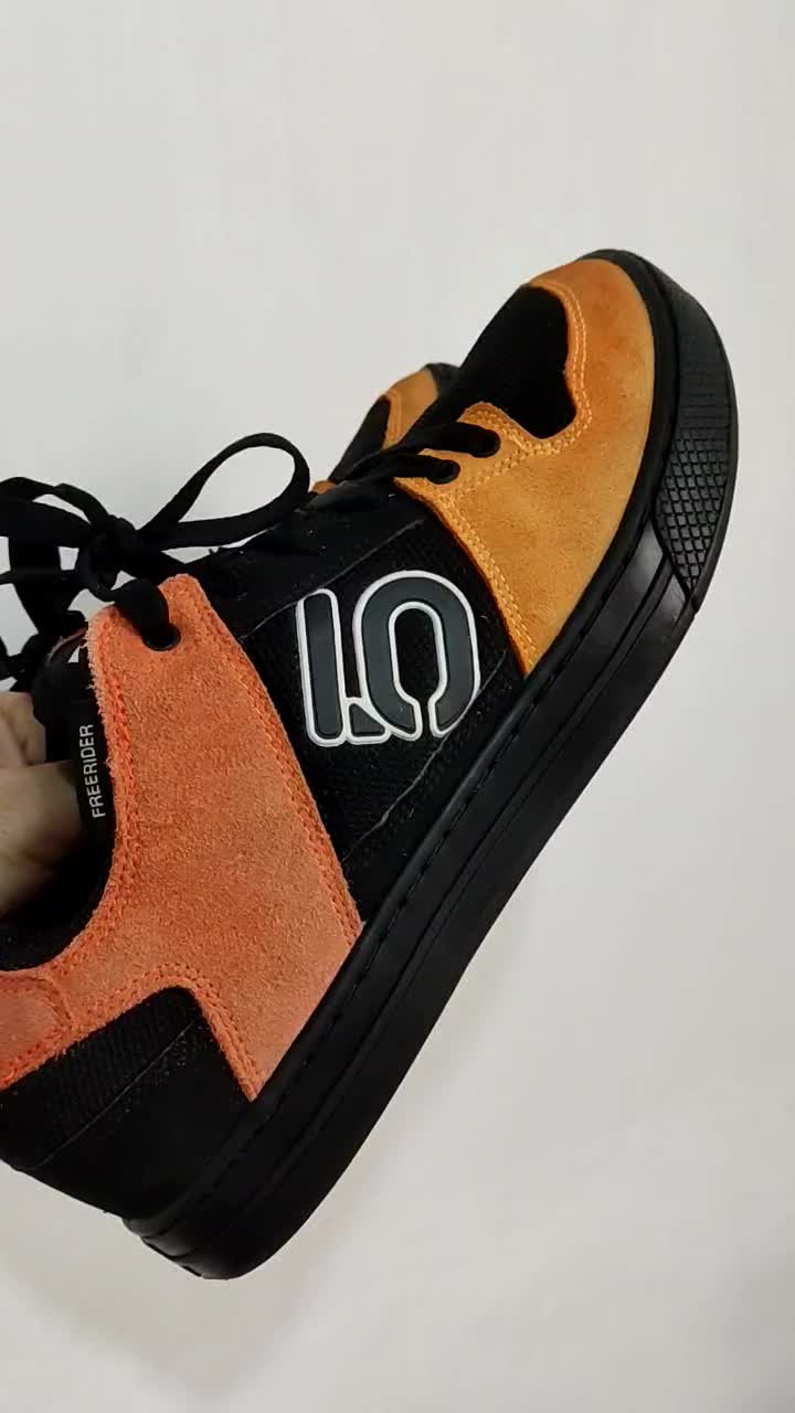 کفش دوچرخه درتنوع بالا شیمانو اسکات|دوچرخه، اسکیت، اسکوتر|تهران, سعادت‌آباد|دیوار