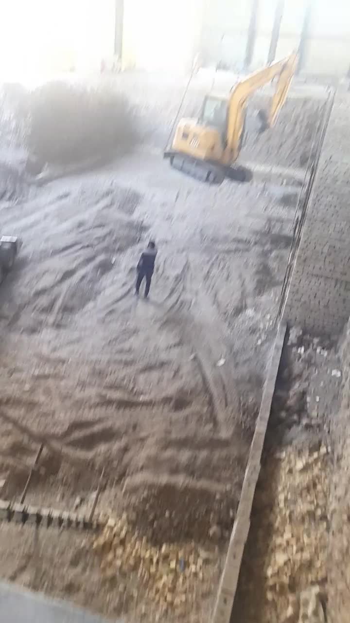 اجاره بیل میکانیکی مینی|خدمات حمل و نقل|زنجان, |دیوار