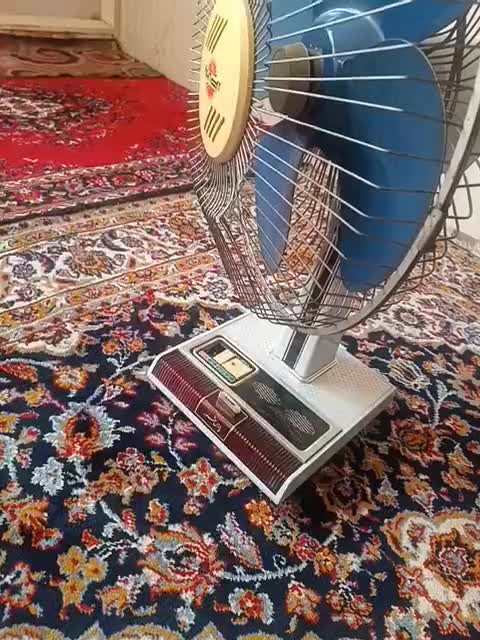 پنکه|پنکه و تصفیه‌کنندهٔ هوا|مشهد, کارگران|دیوار