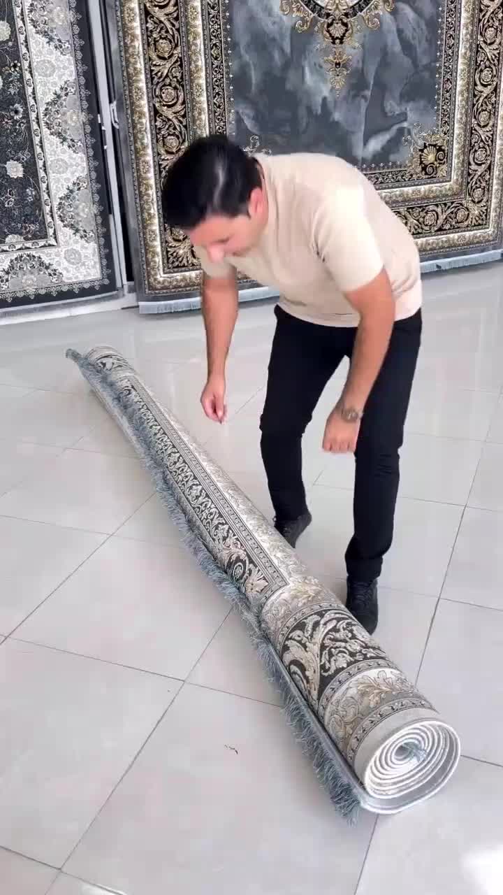 فرش ماشینی ۷۰۰ شانه سوپربافت طرح کاشان نه متری|فرش|قم, هفت تیر|دیوار