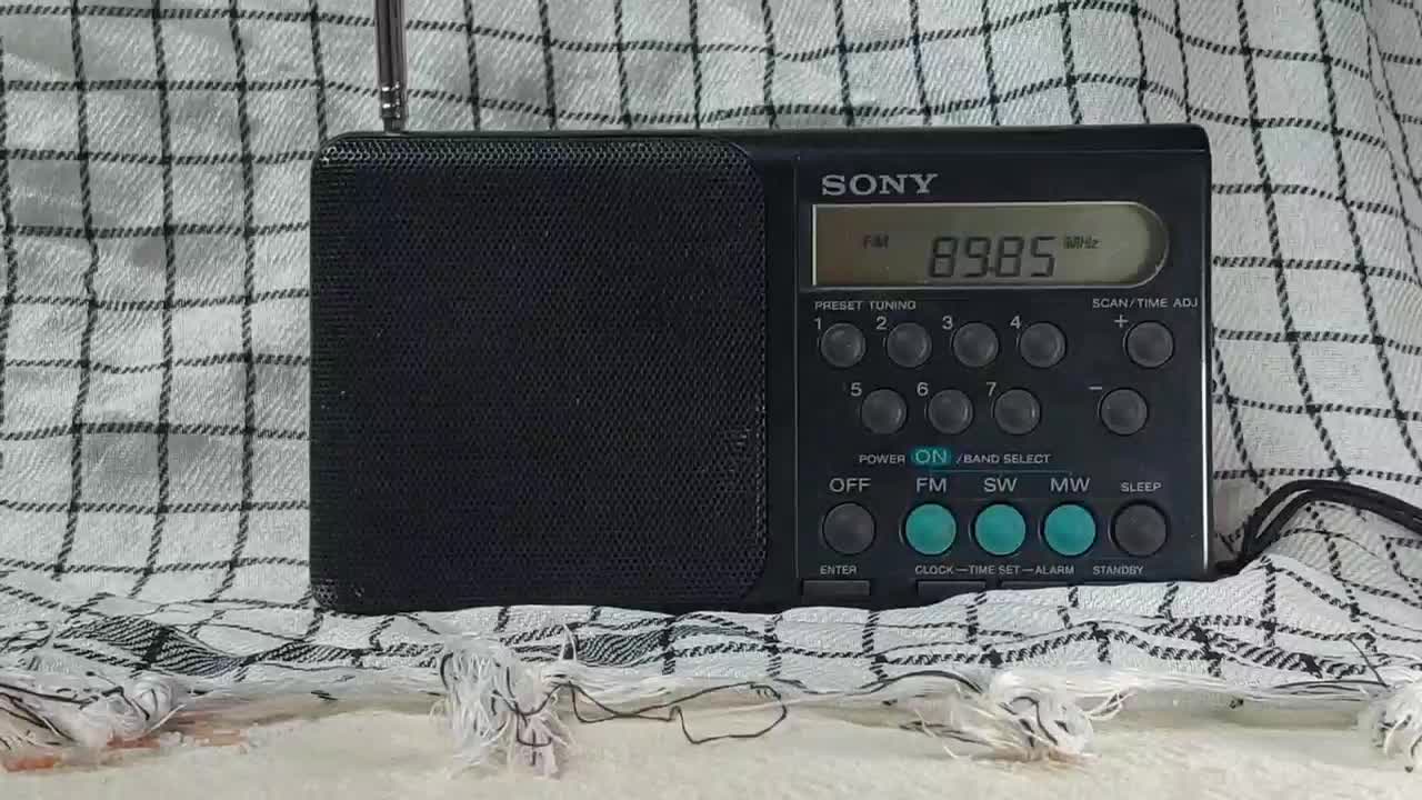 فروش رادیو سونی ژاپنی دیجیتالی ICF-M300S|سیستم صوتی خانگی|تهران, فلسطین (میدان انقلاب)|دیوار
