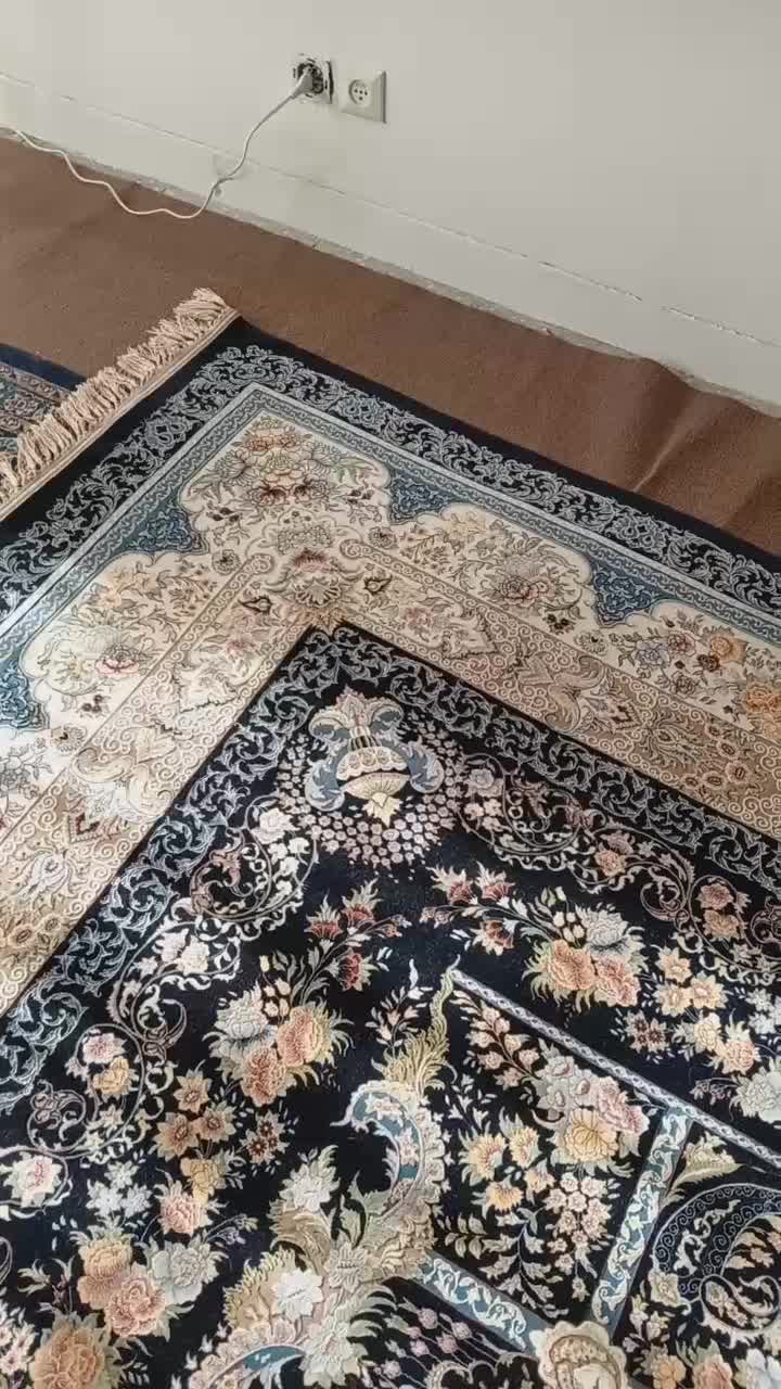 فرش خاطره کویر کاشان|فرش|تهران, اوقاف|دیوار