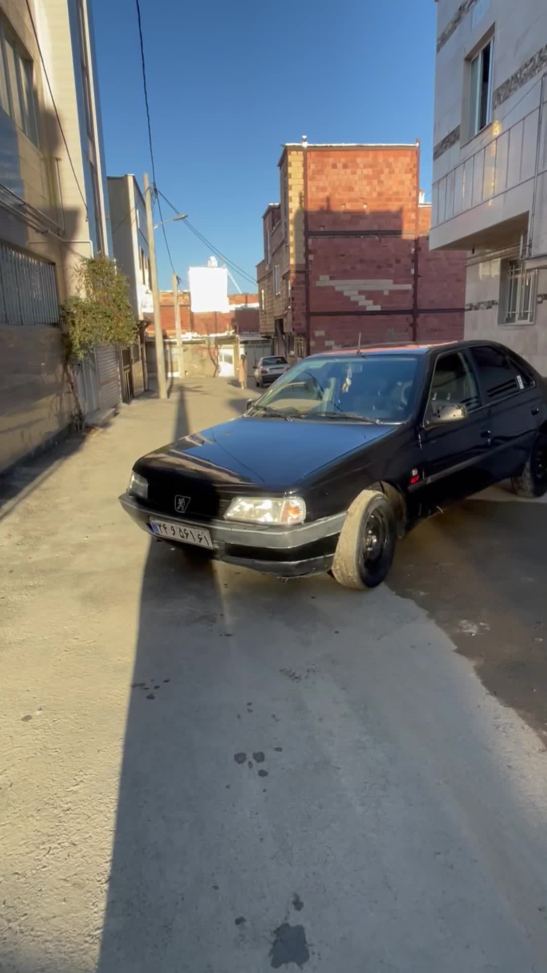 پژو۴۰۵مشکی|خودرو سواری و وانت|مریوان, |دیوار