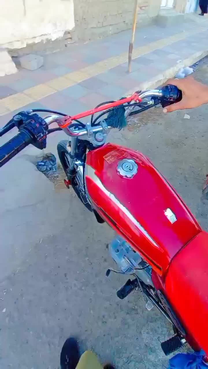 موتور|موتورسیکلت|خاش, |دیوار