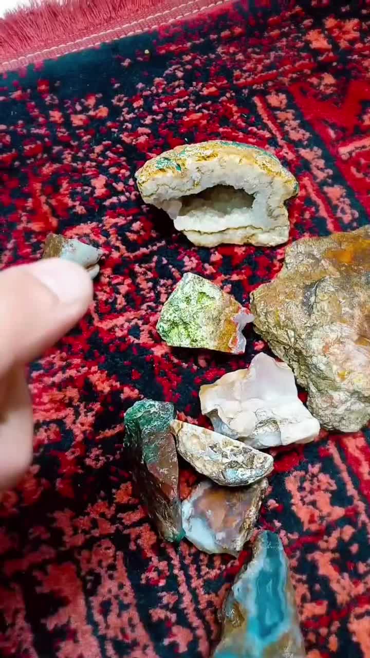 پک ده عددی سنگ معدنی لطفا فیلمو تا اخر ببینید|جواهرات|تهران, آبشار|دیوار