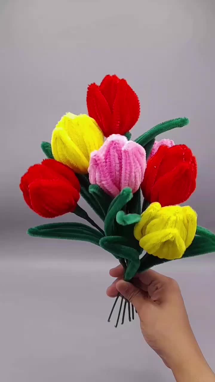 گلهای مخملی|گل مصنوعی|قم, امامزاده ابراهیم|دیوار