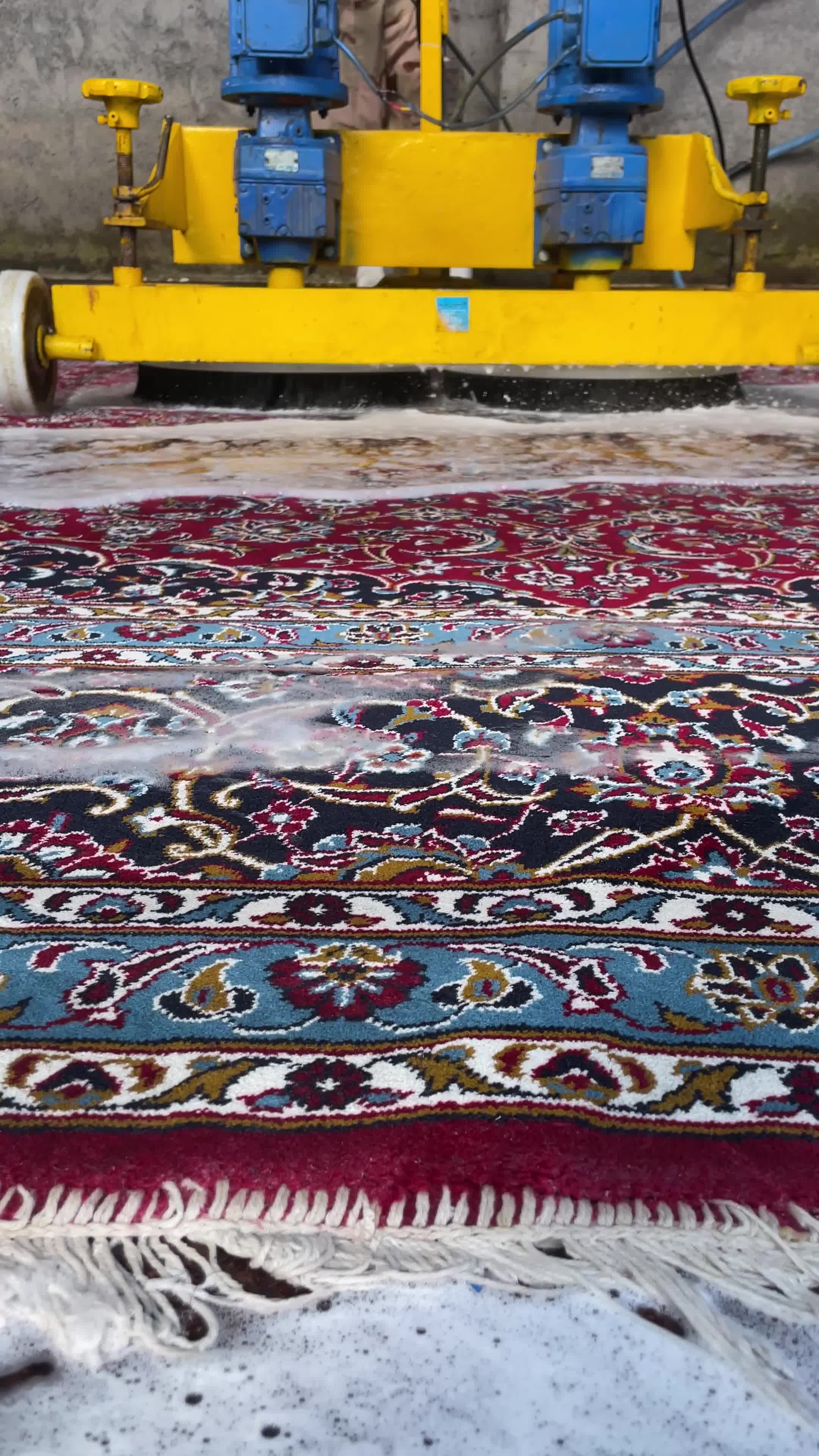 قالیشویی برف|خدمات نظافت|لاهیجان, طالقانی|دیوار