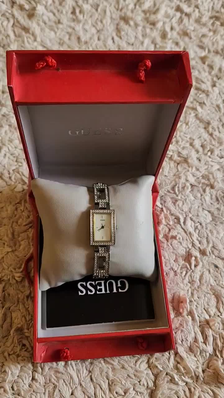 ساعت مچی زنانه  GUESS|ساعت|تهران, هروی|دیوار