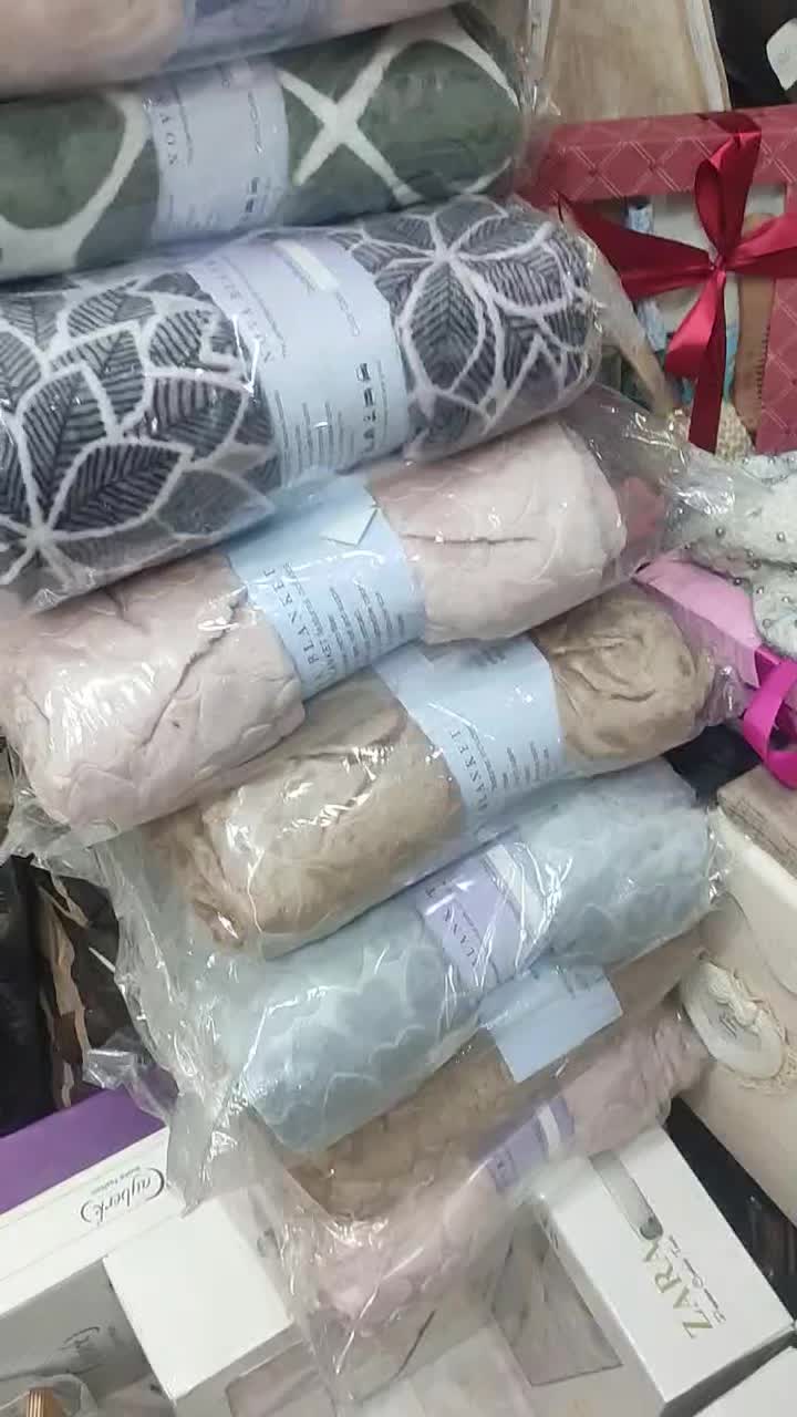 پتو مسافرتی و دونفره درجه یک با قیمت استثنایی|رختخواب، بالش، پتو|تربت‌حیدریه, فردوسی جنوبی|دیوار