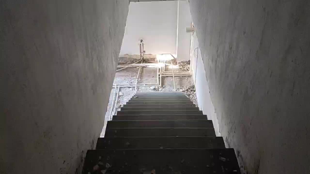 پله گرد، پله معلق، محور وسط و کنسولی 0 تا 100|خدمات پیشه و مهارت|رشت, فلسطین|دیوار