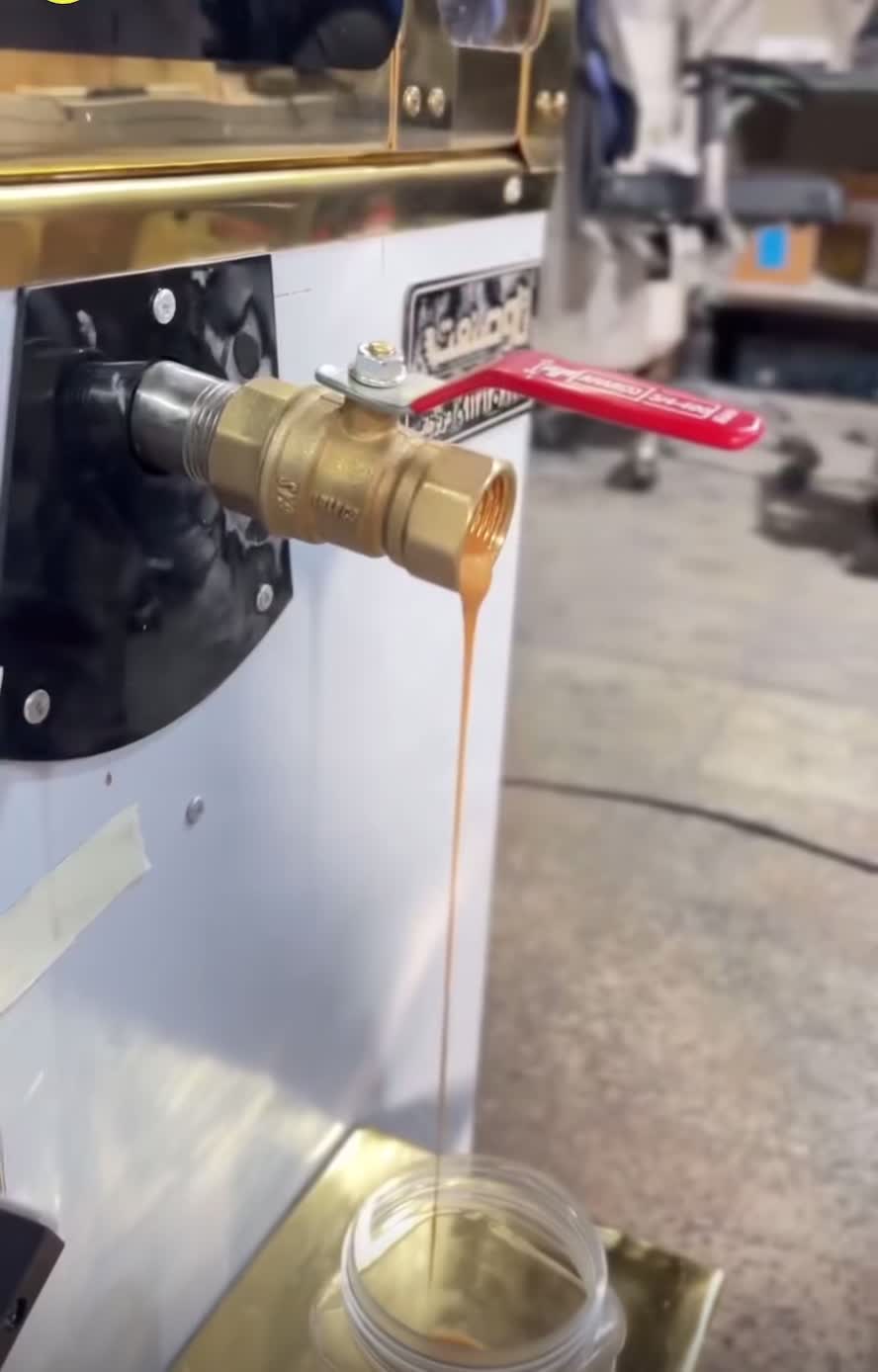 دستگاه ارده گیر سنگی/کره گیری دوکاره روغن گیر|فروشگاه و مغازه|شیراز, ارم|دیوار