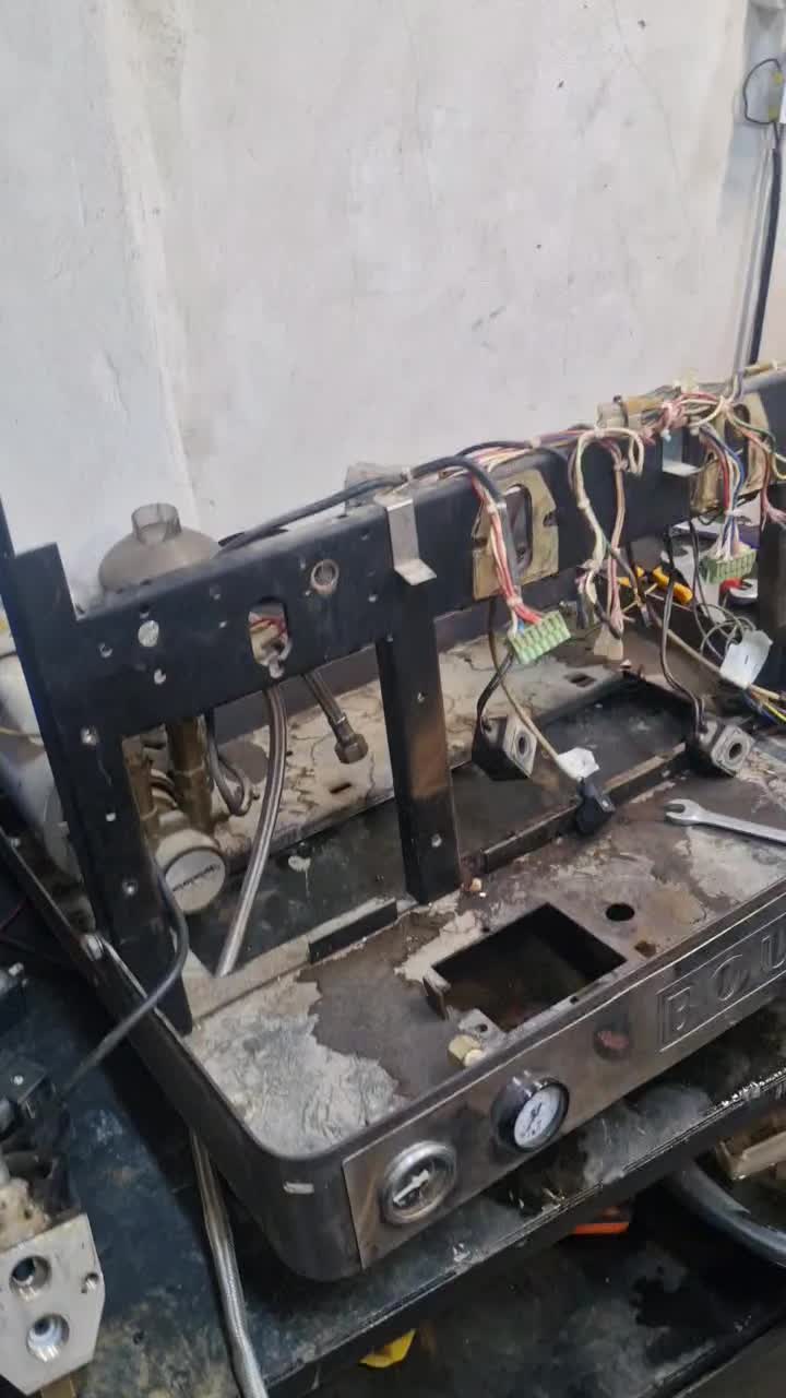 تعمیرات دستگاه های اسپرسو و اسیاب قهوه|کافیشاپ و رستوران|مشهد, طلاب|دیوار