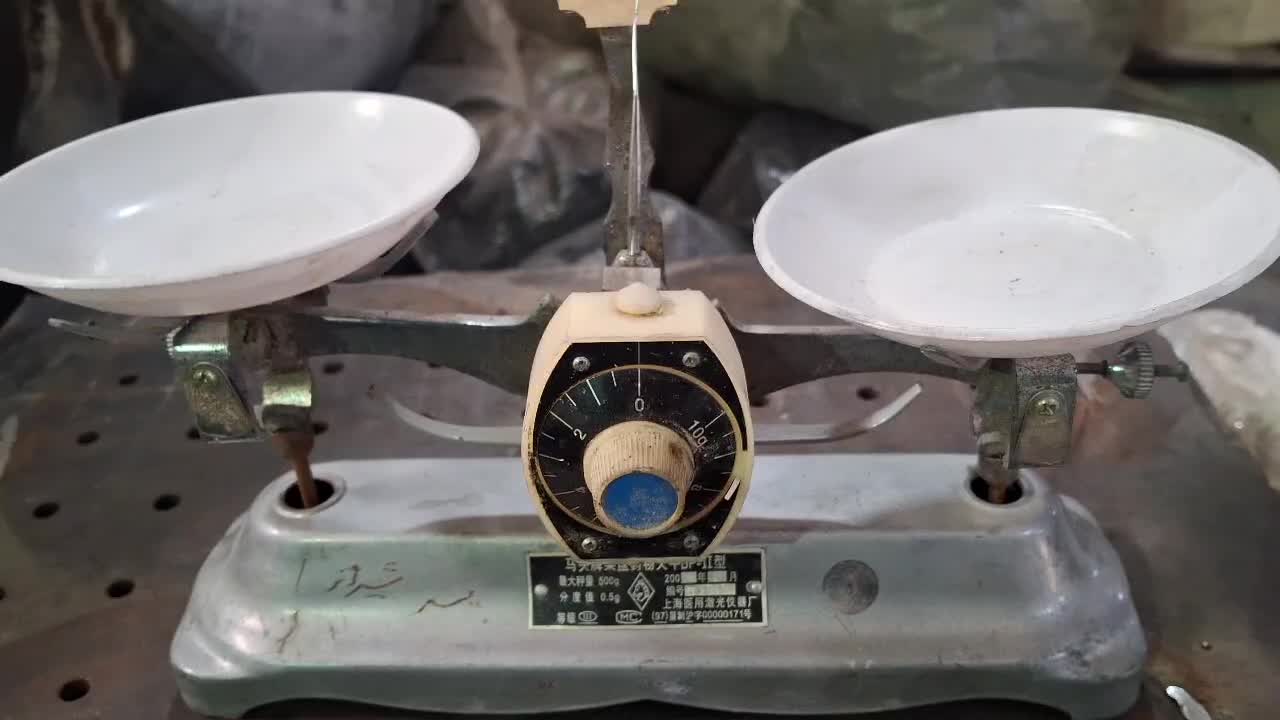 ترازو های قدیمی مکانیکی|ابزارآلات|مشهد, شهرک صنعتی توس|دیوار