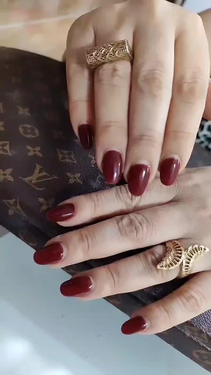 کاشت ناخن|خدمات آرایشگری و زیبایی|رشت, شالکو|دیوار