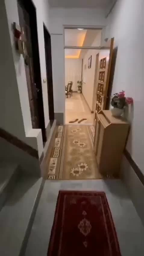 فروش آپارتمان ۲طبقه حیاط دار ۲۶۰ متری لالجین|فروش آپارتمان|لالجین, |دیوار