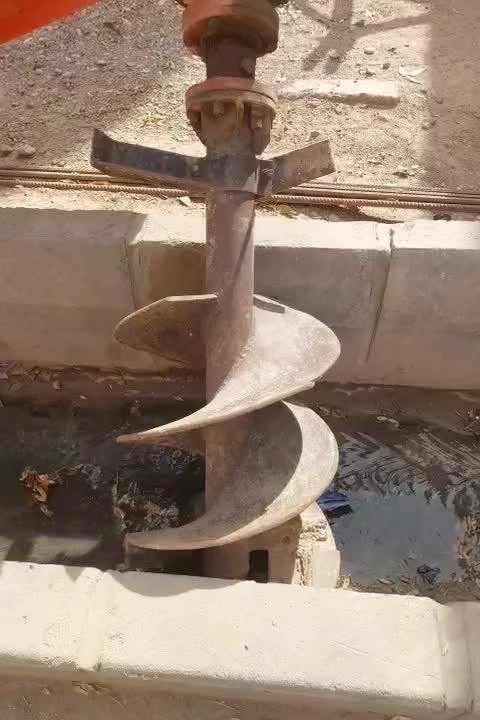 اجاره چاله کن پشت تراکتوروستای قره بوطه زنجانچای|خدمات باغبانی و درختکاری|زنجانرود, |دیوار