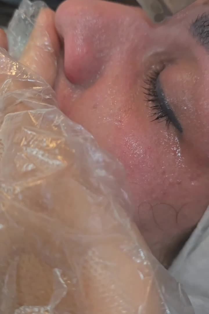 ارایش صورت میکرو کوتاهی پیرسینگ اکستنشن مو ناخن|خدمات آرایشگری و زیبایی|تهران, کوثر|دیوار