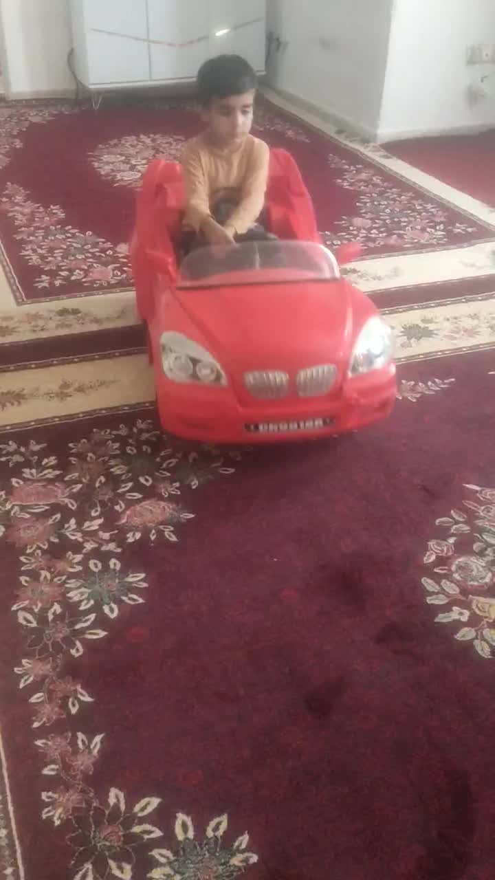 ماشین شارژی|اسباب و اثاث بچه|اشتهارد, |دیوار