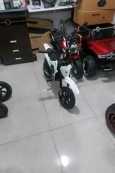 تریل با موتور ۲۴ولت اسکوتر سرعتی|اسباببازی بچه|کرج, گلشهر|دیوار