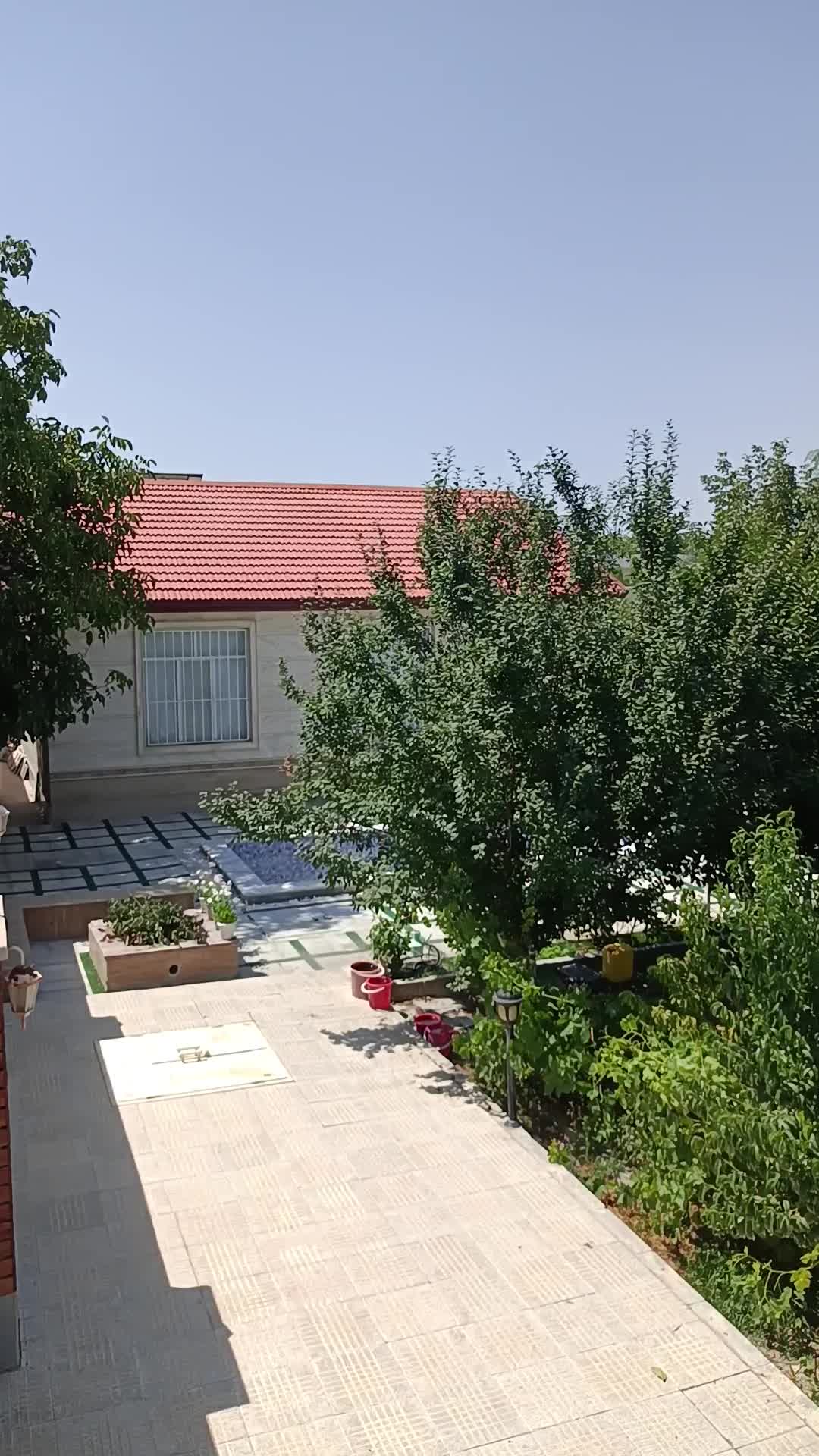 پنل خورشیدی یینگلی+باتری صنعتی ژل/برق خورشیدی|مصالح و تجهیزات ساختمان|ارومیه, |دیوار