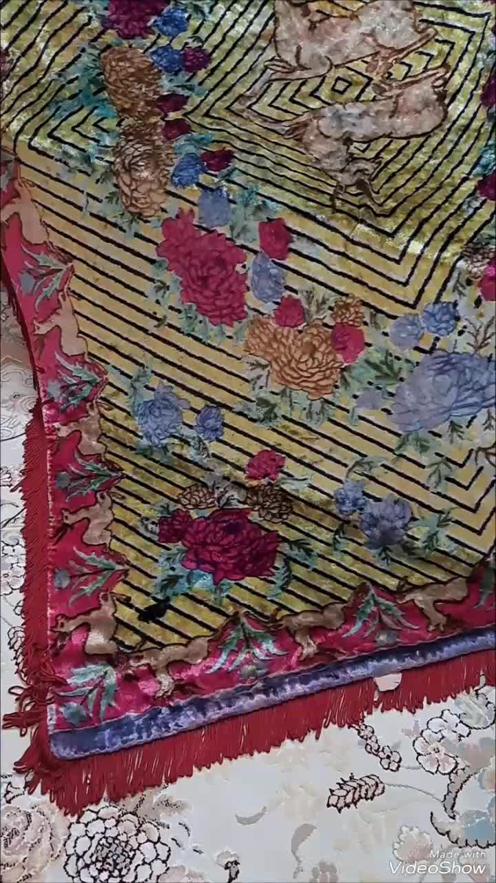 رومیزی یا روتختی بزرگ مخمل قدیمی با ارسال رایگان|صنایع دستی و سایر لوازم تزئینی|ساری, |دیوار