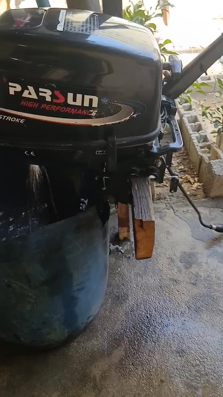 موتور قایق ۸ اسب پارسان مدل ۲۰۲۰|قایق و سایر وسایل نقلیه|بندر گناوه, |دیوار