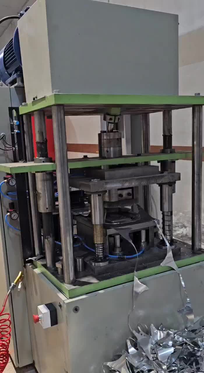 ظروف یکبار مصرف آلومینیومی تک پرس|ظروف نگهدارنده، پلاستیکی، یک‌بارمصرف|تهران, فاطمی|دیوار