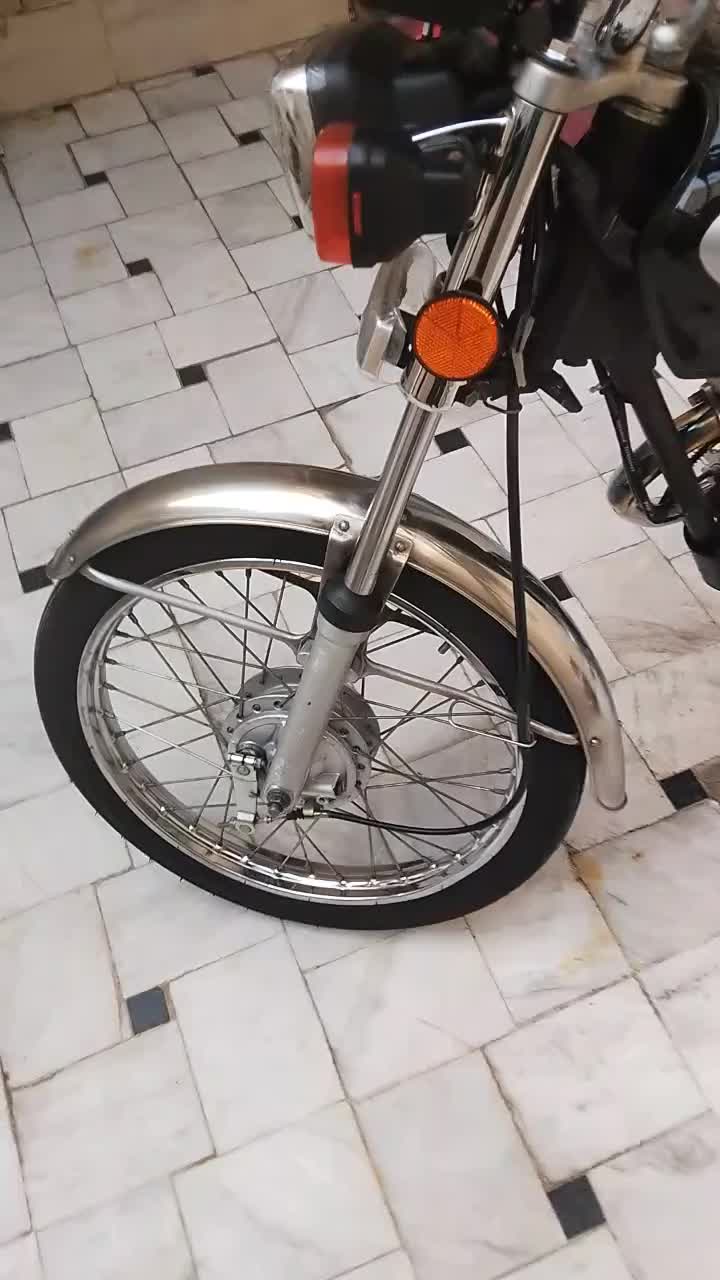 موتورسیگلت ۱۲۵|موتورسیکلت|قم, نخودی|دیوار