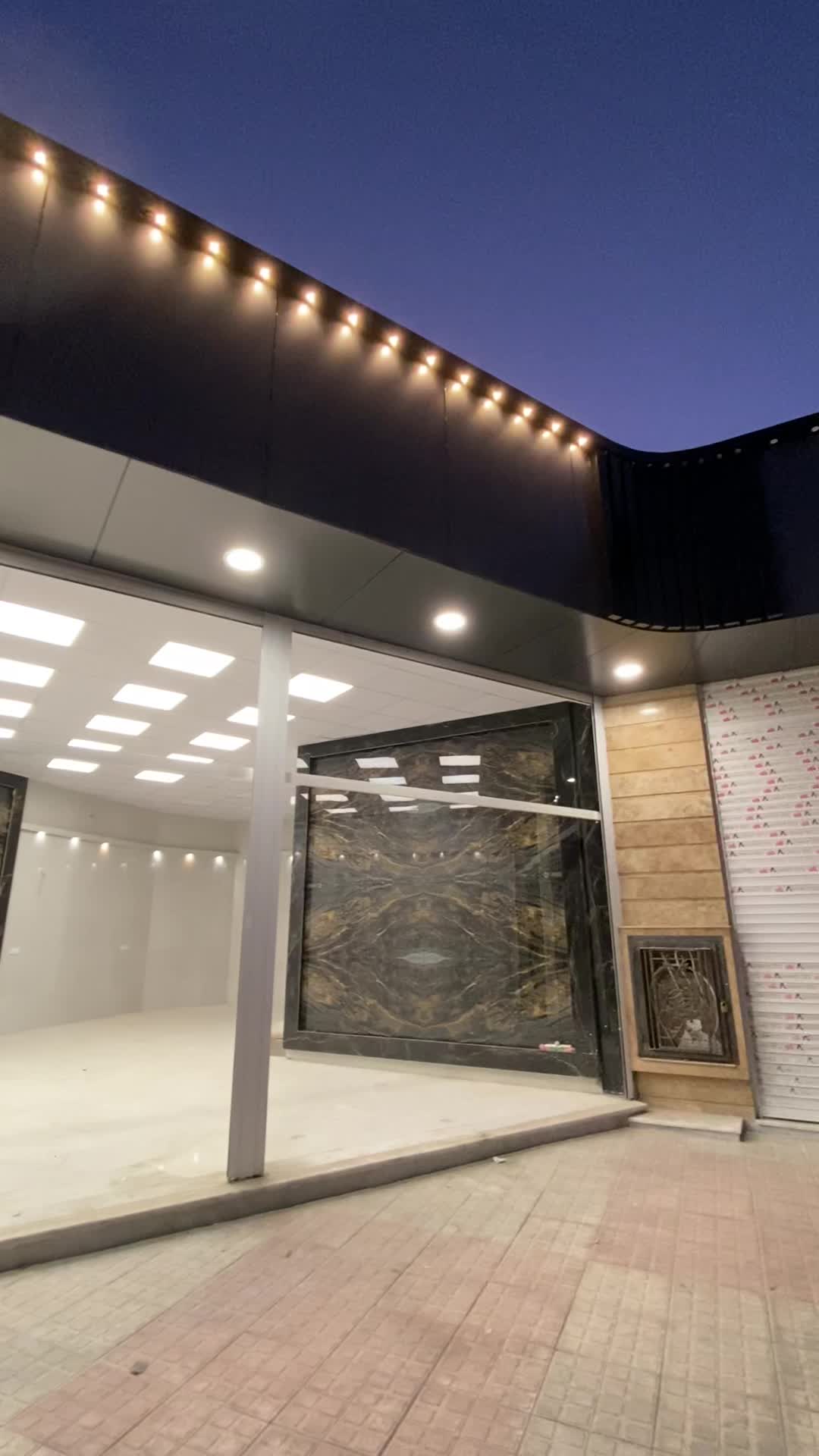 رهن اجاره مغازه ۷۰ متری دو دهنه نوساز بلوار انقلاب|اجارهٔ مغازه و غرفه|جهرم, |دیوار