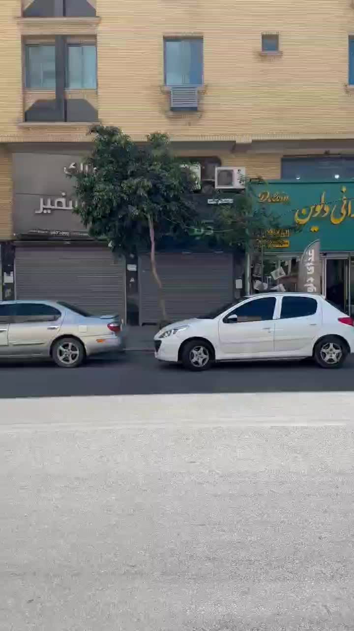 رهن‌واجاره مغازه ۲۲ متری اتوبوس رانی|اجارهٔ مغازه و غرفه|بندرعباس, |دیوار