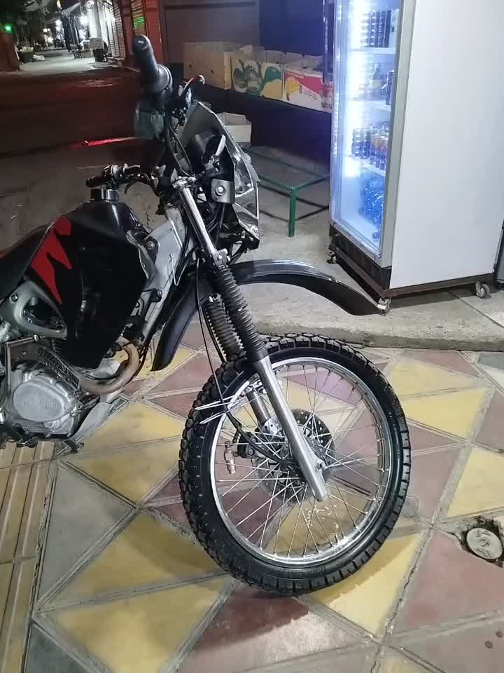 تریل جی وای ۲۰۰سی سی|موتورسیکلت|دیواندره, |دیوار