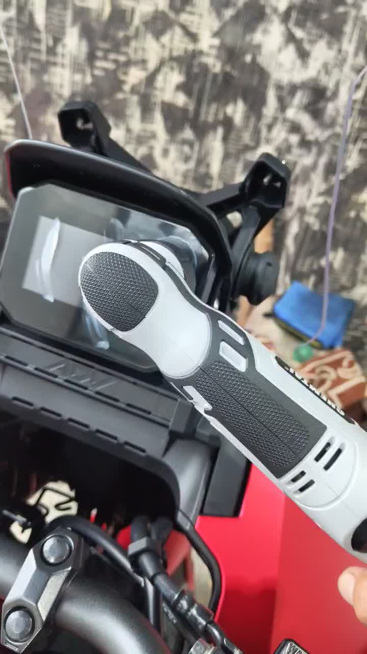 پولیش با دستگاه ایبرید موتورسیکلت|خدمات موتور و ماشین|بوشهر, |دیوار