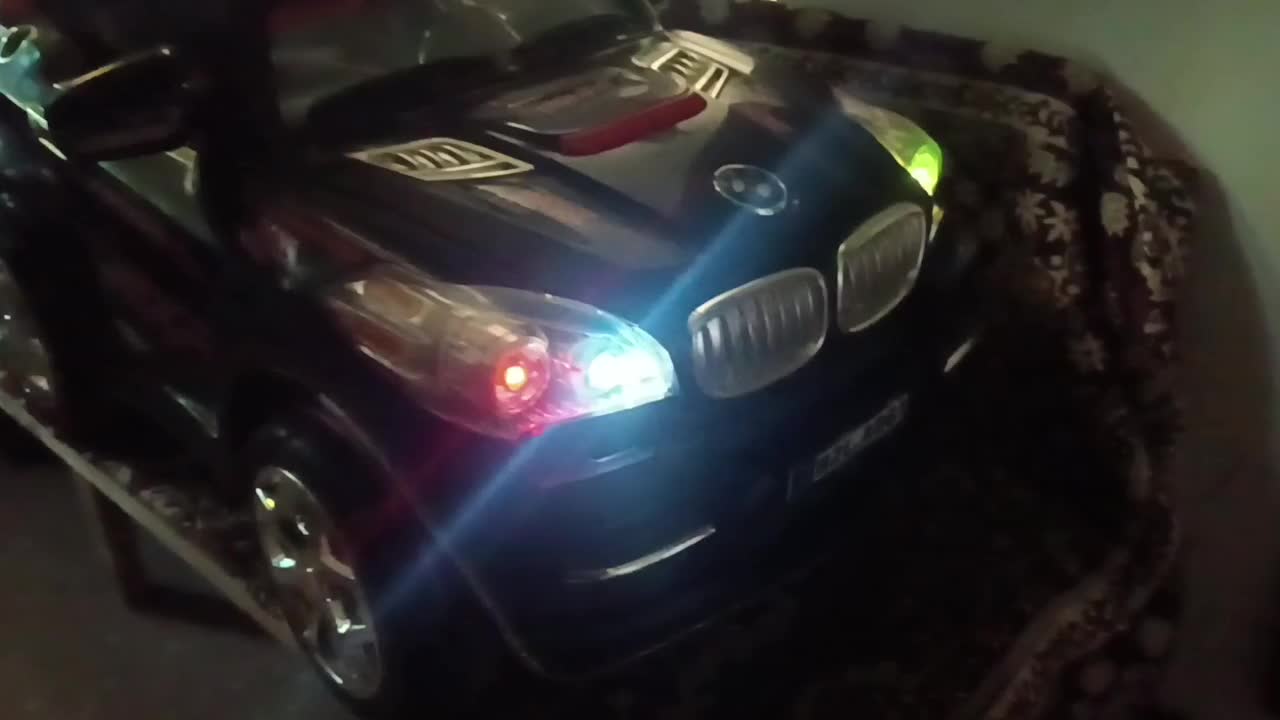ماشین شارژی ۲ نفره ۲ موتوره موتور بزرگ ۱۲ ولت BMW|اسباب‌‌بازی|کرمان, |دیوار