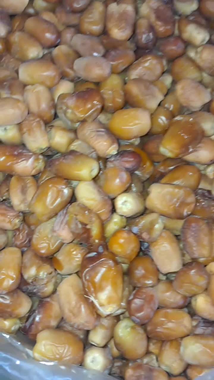 خرمای زاهدی(قیمت مناسب)هشتگرد|خوردنی و آشامیدنی|هشتگرد, شهرک ولیعصر (مصلی)|دیوار