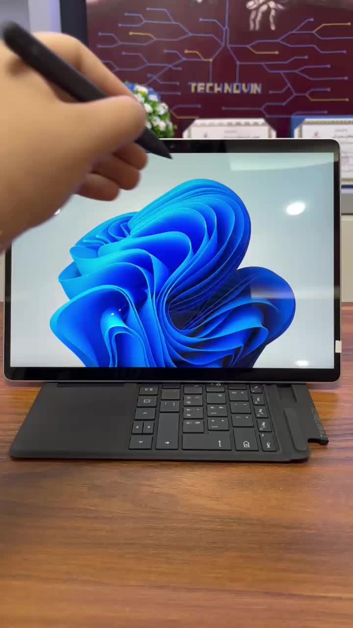 لپتاپ جذاب و مدیریتی 8 Surface Pro با کیبورد و قلم|رایانه همراه|ارومیه, |دیوار