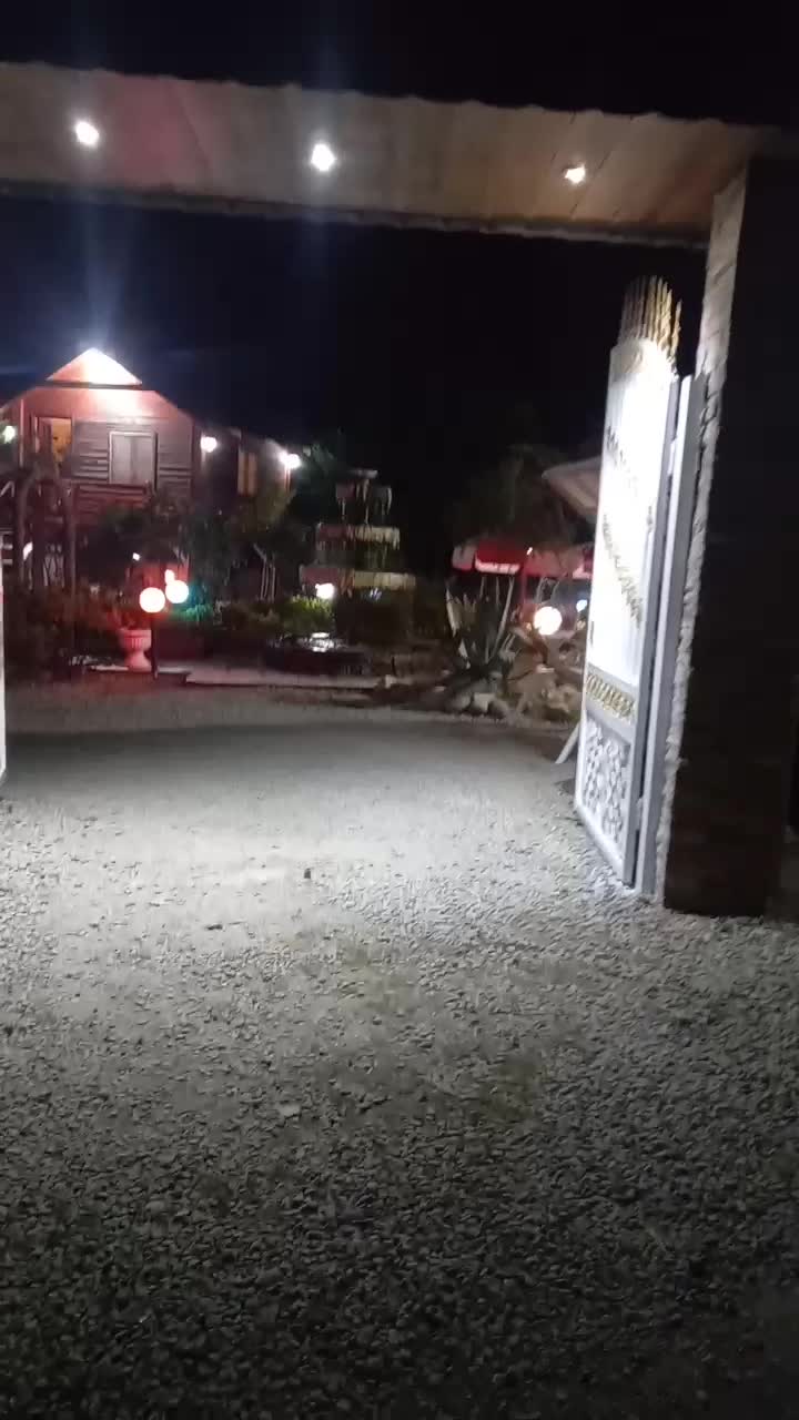 ویلاباغ جنگلی بامحوطه وسیع چالوس|اجارهٔ کوتاه‌مدت ویلا و باغ|چالوس, |دیوار