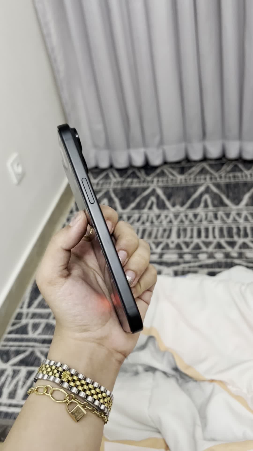 آیفون ۱۵ نرمال|موبایل|تهران, ونک|دیوار