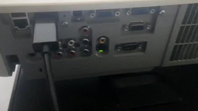 ویدیو پروژکتور hitachi foll port|تلویزیون و پروژکتور|بوشهر, |دیوار