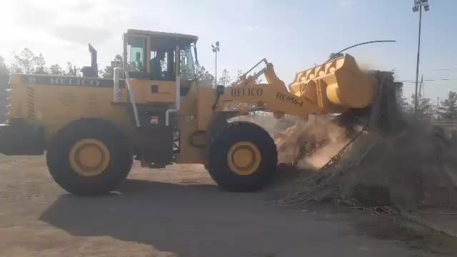 لودر هلیکو مدل ۱۴۰۳|خودرو سنگین|میبد, |دیوار