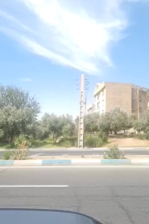 نیازمند ۵ الی ۱۰ دستگاه بیل مکانیکی۴۰۰|خدمات حمل و نقل|تهران, حکیمیه|دیوار