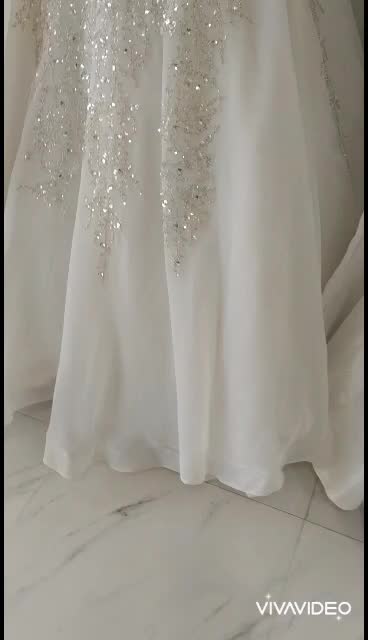 لباس درحدنو وکارکرده بسیار تمیز وبدون پارگی|لباس|زاهدان, |دیوار