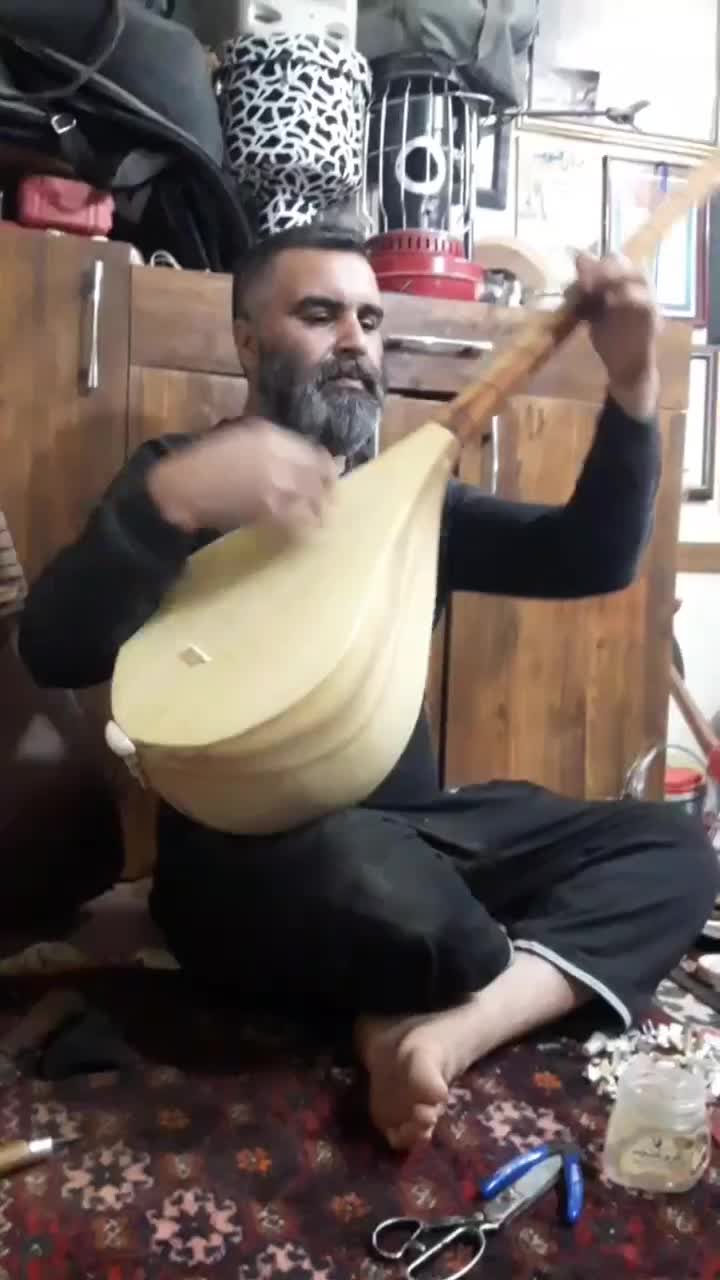 دوتار|سازهای سنتی|باخزر, |دیوار