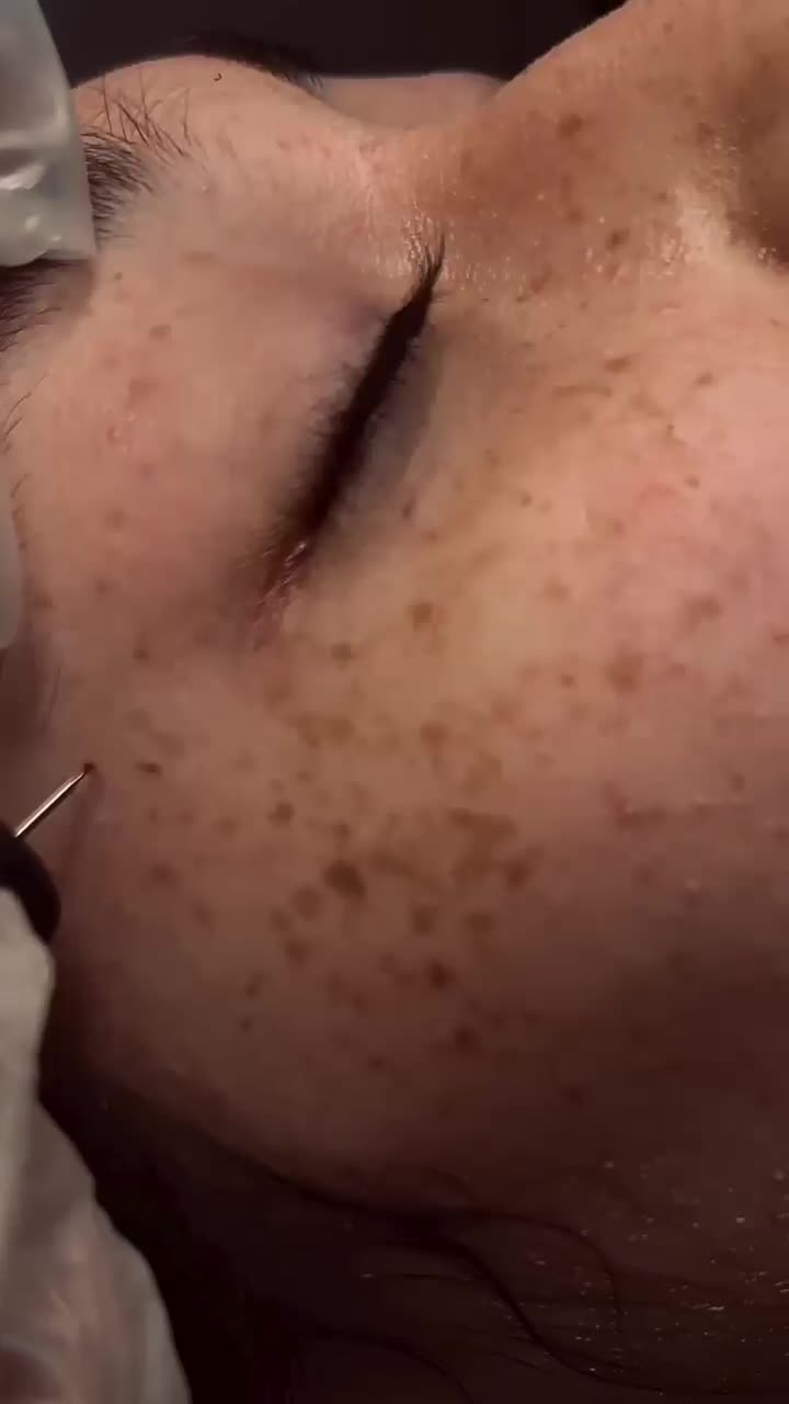 خدمات حرفه ای بهترین و تخصصی ترین مرکزلک کک مک|خدمات آرایشگری و زیبایی|قم, باجک سه|دیوار