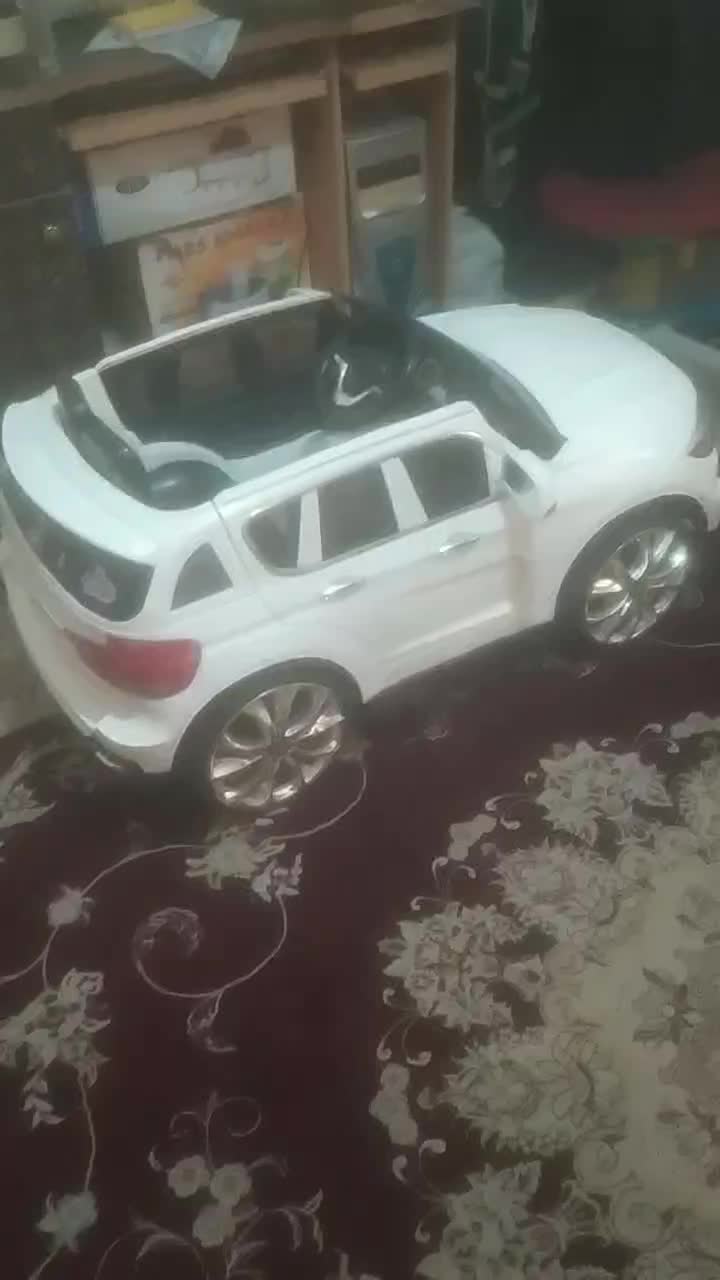 ماشین شاسی بلند شارژی|اسباببازی|تهران, شهرک زینبیه|دیوار