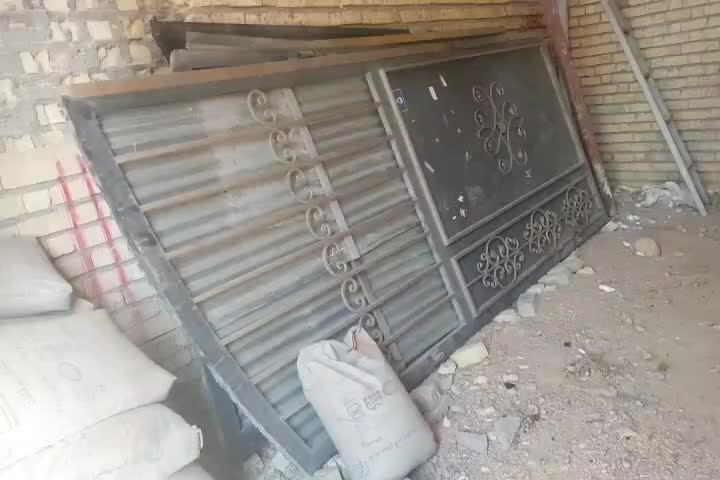 درب باغی کاملا تمیزه و نو|مصالح و تجهیزات ساختمان|شیراز, گویم|دیوار