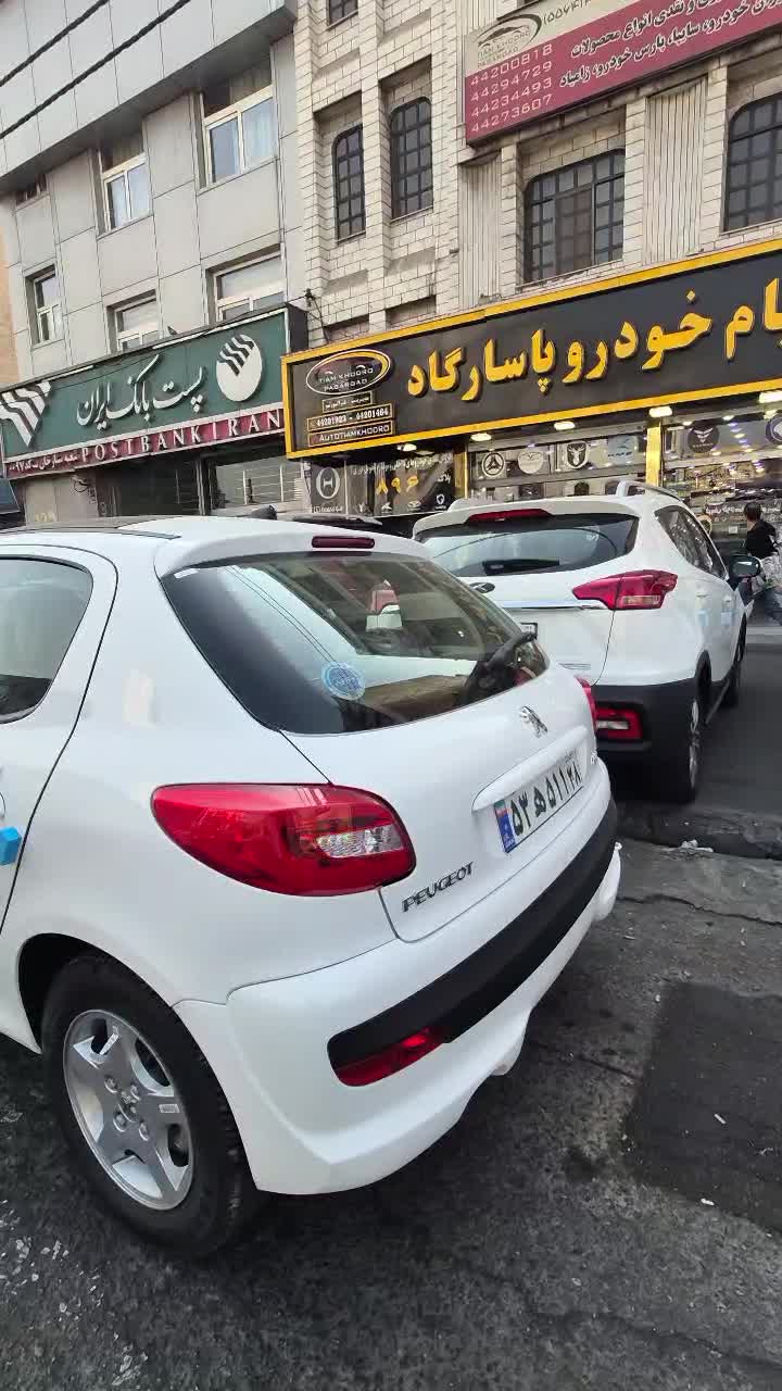 پژو ۲۰۷i اتومات پانوراما /سقف فلز صفر۴۰۵ تحویل آنی|خودرو سواری و وانت|تهران, ستارخان|دیوار