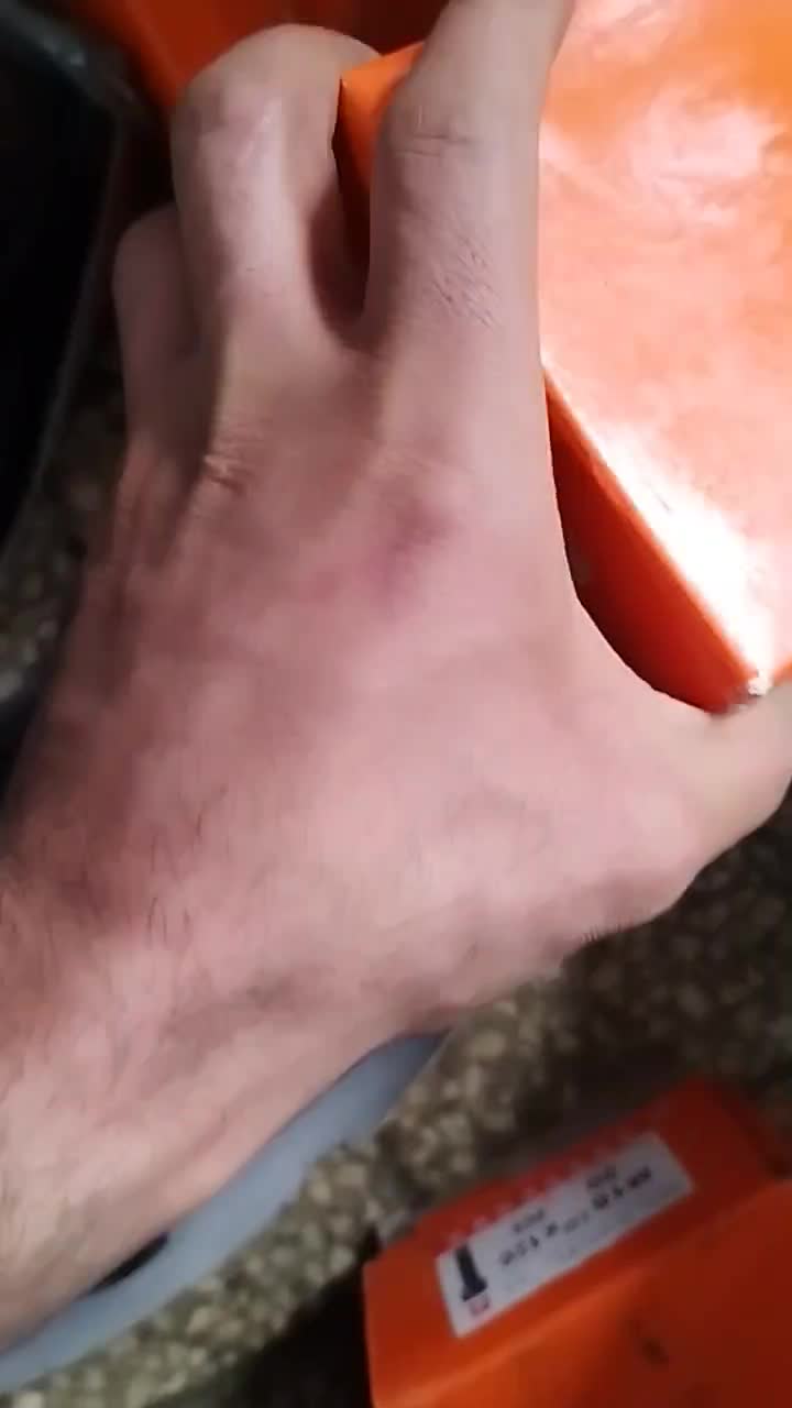 پیچ و مهره|عمده‌فروشی|تهران, هلال احمر|دیوار