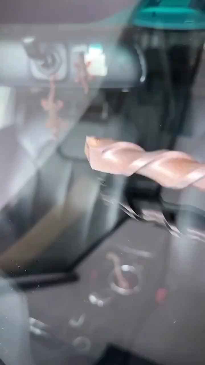 ترمیم شیشه خودرو ( سنگ خوردگی و ترک) با مواد مخصوص|خدمات موتور و ماشین|بیرجند, |دیوار