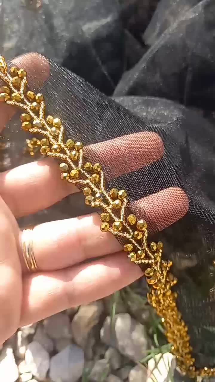 منجوق و ملیله دوزی|لباس|دهدشت, |دیوار