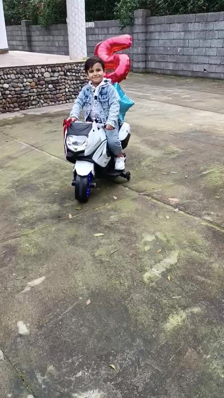 فروش موتور شارژی موزیکال و چراغدار سالم و نو|اسباب‌بازی بچه|نشتارود, |دیوار